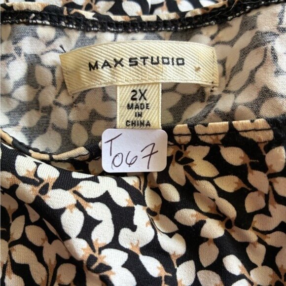 Max Studio Black and Cream Floral Tunic Top Plus 2X Office Professional - Picture 6 of 7